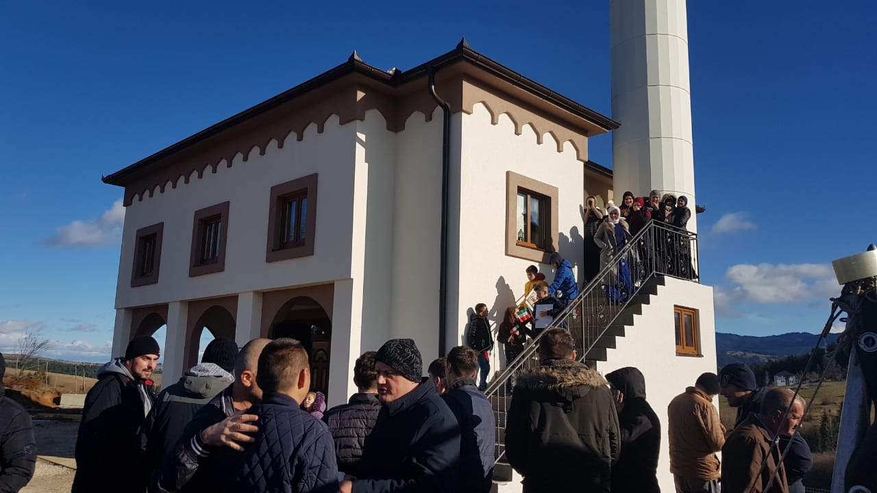 الرحمة العالمية تفتتح مسجداً في الجبل الأسود